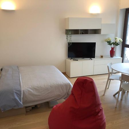 Music House - Carozzi Apartments มิลาน ภายนอก รูปภาพ